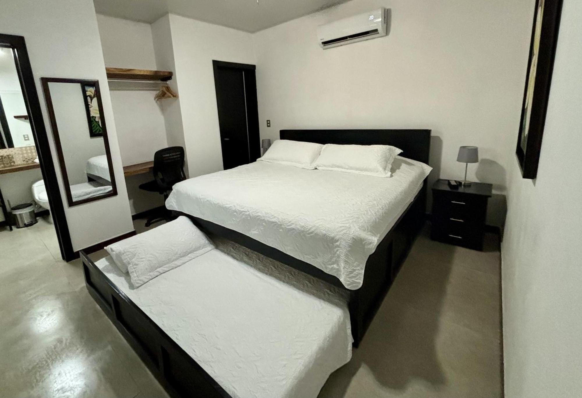 Amazilia Guesthouse Liberia Exterior photo